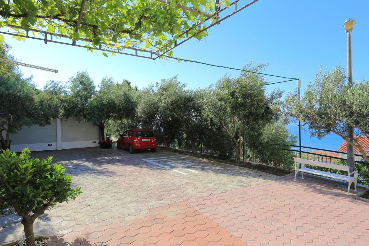 Apartments By The Sea Duce, Omis - 2737 Екстериор снимка