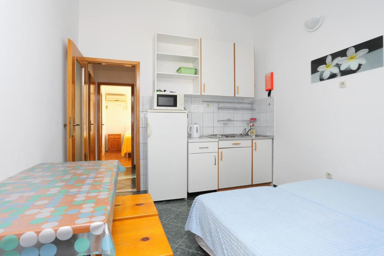 Apartments By The Sea Duce, Omis - 2737 Екстериор снимка